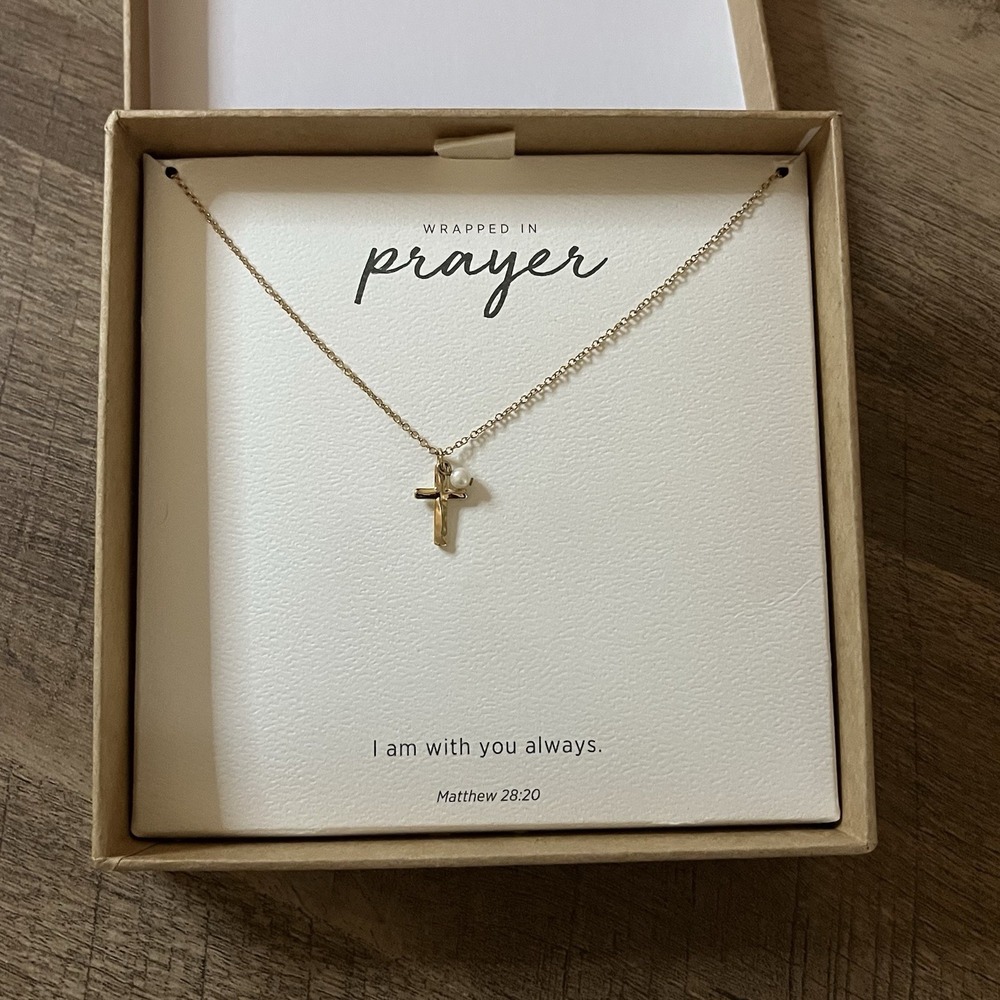 Demdaco Gold 18" & 2" Extender Dainty Cross Faux‎ Pearl Gold Necklace NIB